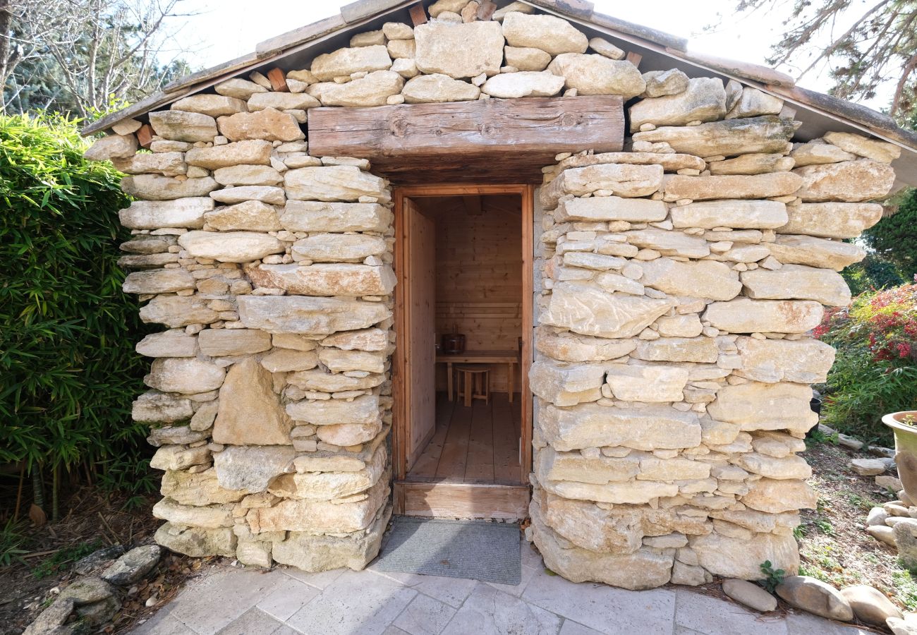 Villa à L´Isle sur la Sorgue - Mas Luxe Piscine chauffée Jacuzzi à L'Isle sur la Sorgue 