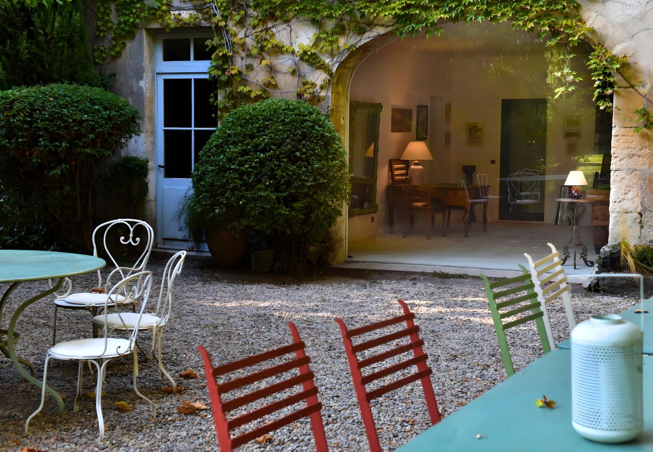 Villa à Saint Remy de Provence - Location Mas Piscine Saint-Rémy-de-Provence 8 pers