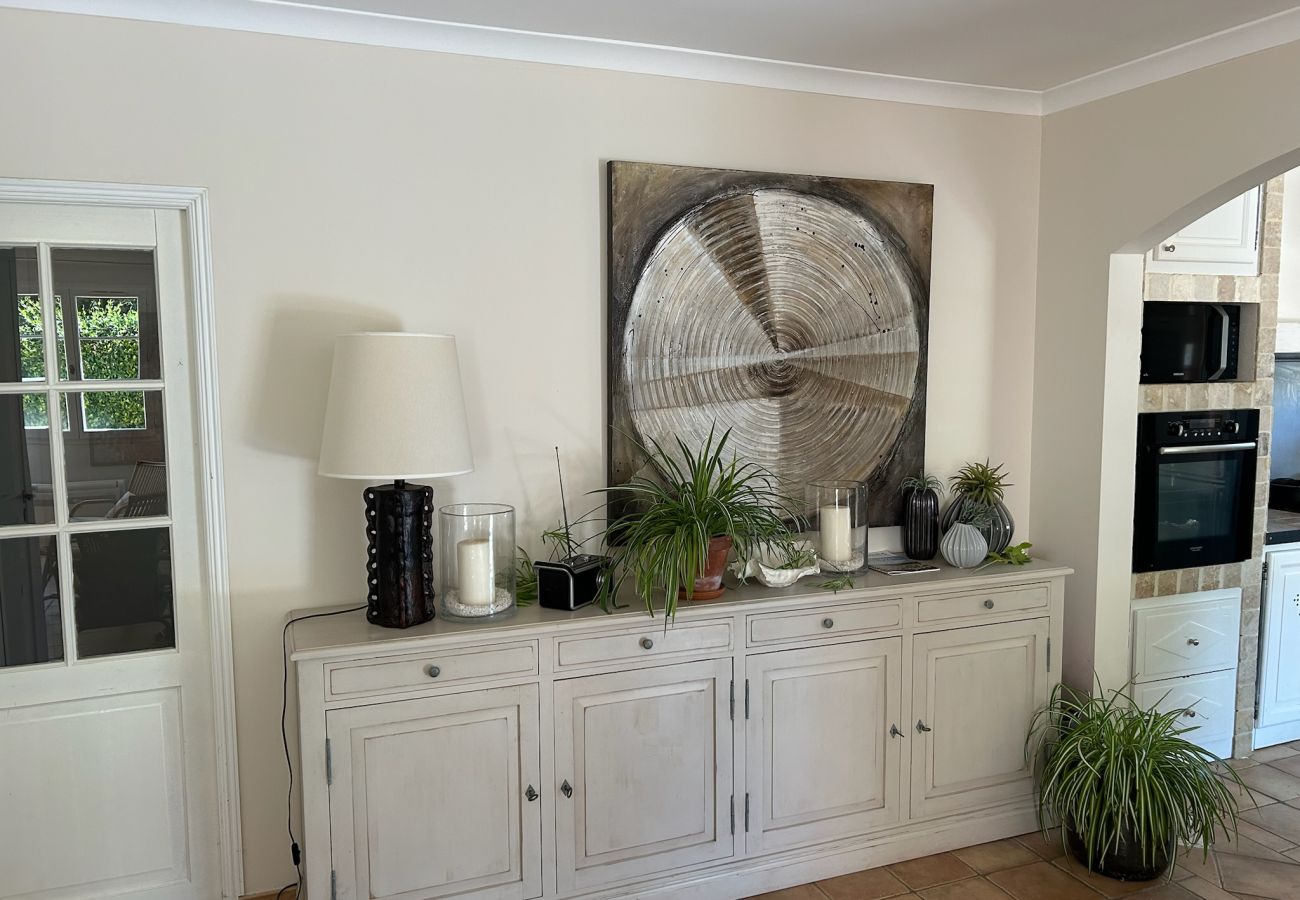 Maison à Mouriès - Villa climatisée piscine clôturée Mouries Alpilles 8 pers