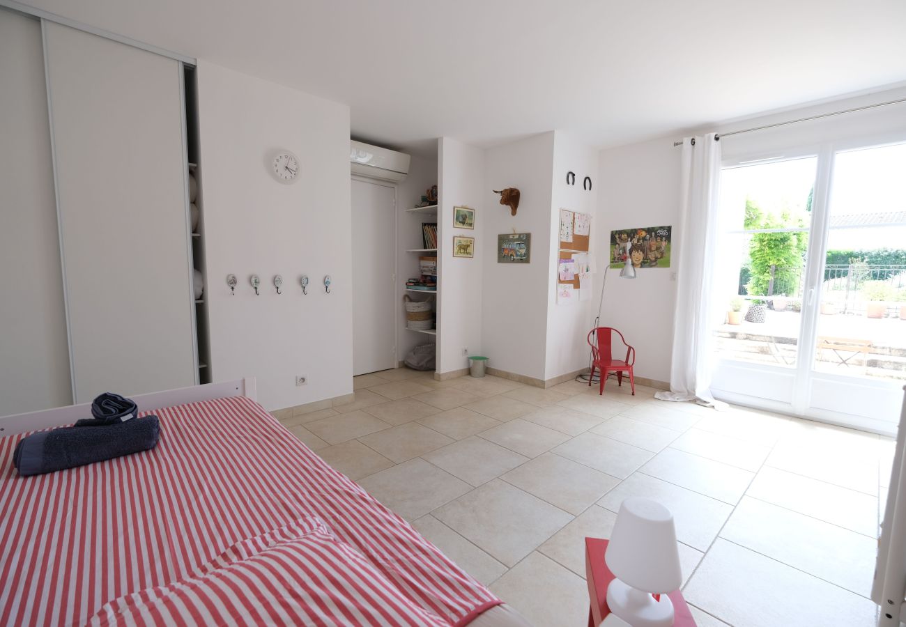 Maison à Mouriès - Villa climatisée piscine clôturée Mouries Alpilles  8 pers