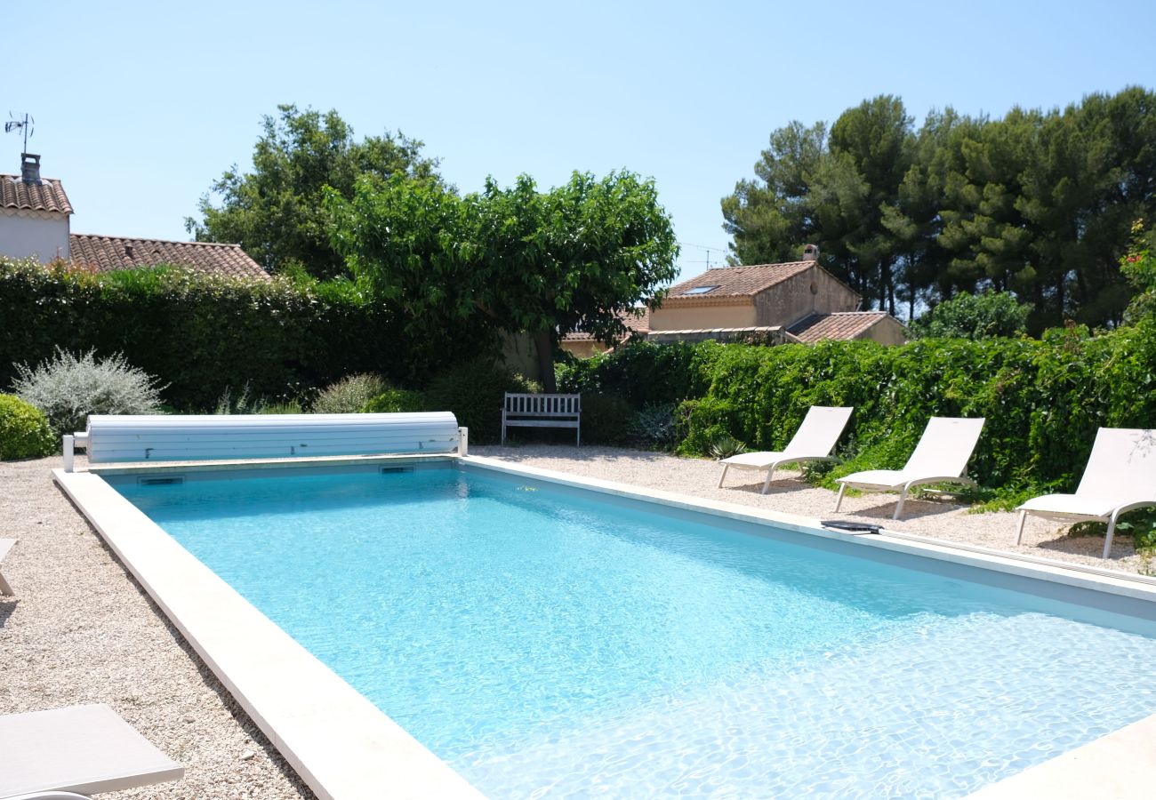Maison à Mouriès - Villa climatisée piscine clôturée Mouries Alpilles  8 pers