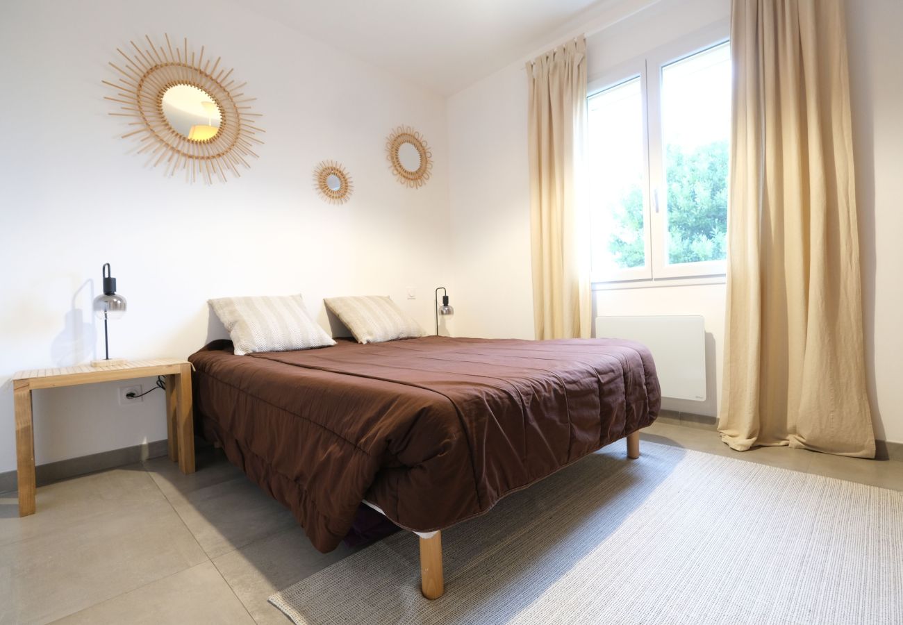  Location vacances Plan d'Orgon Alpilles maison 3 chambres 6 pers