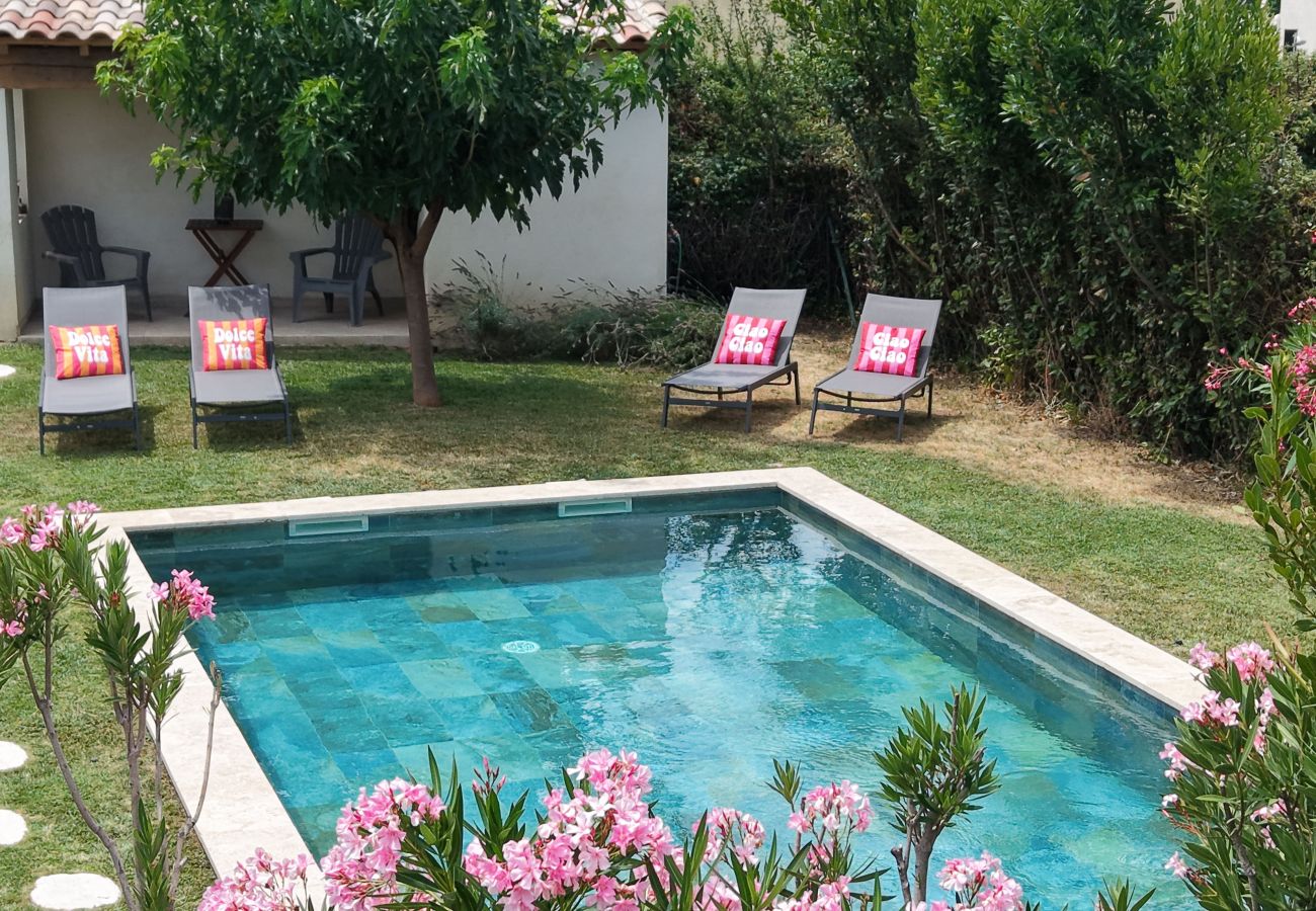 Maison à Plan-d´Orgon - location maison piscine Plan d'Orgon Alpilles 6 pers