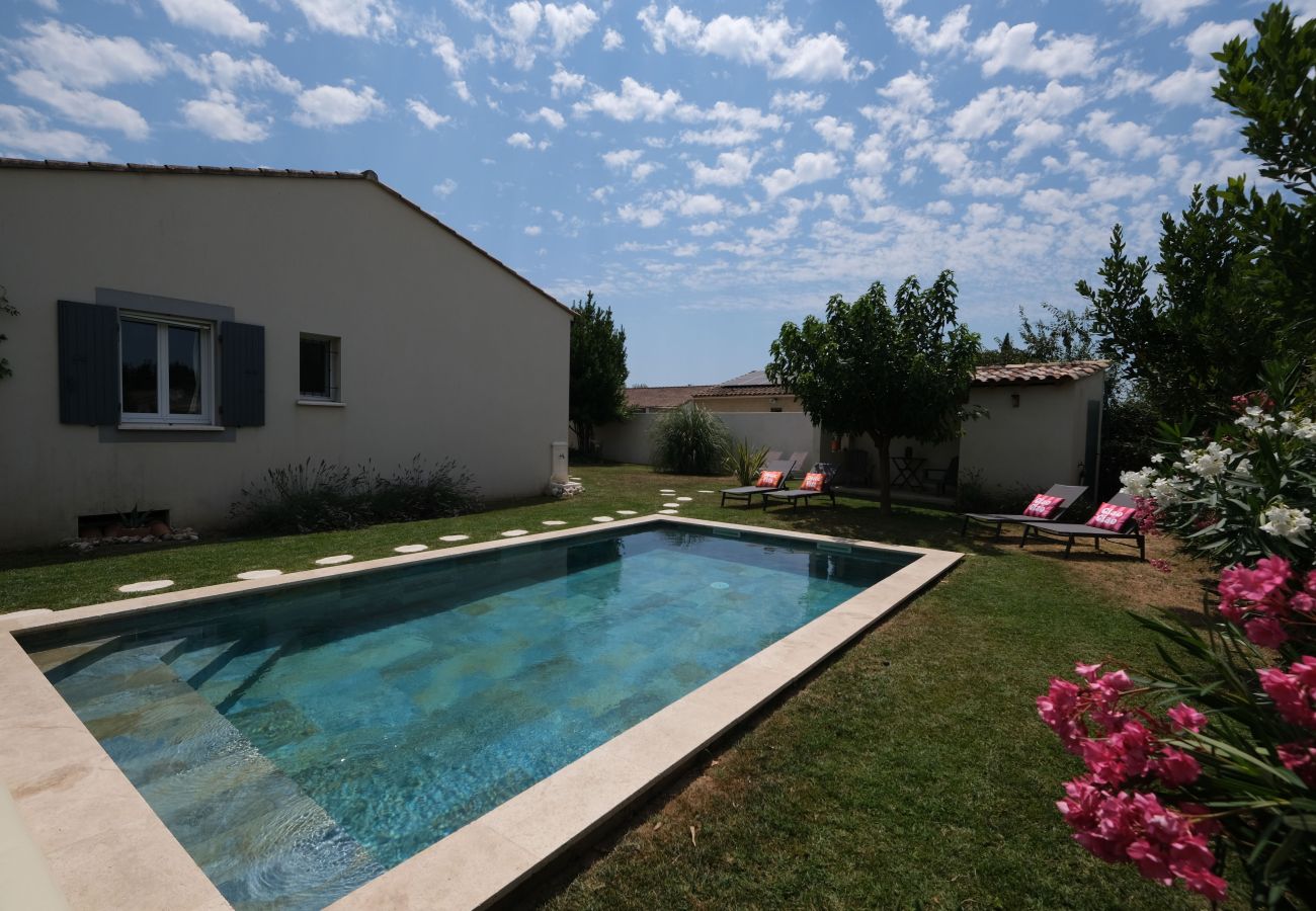 Maison à Plan-d´Orgon - location maison piscine Plan d'Orgon Alpilles 6 pers