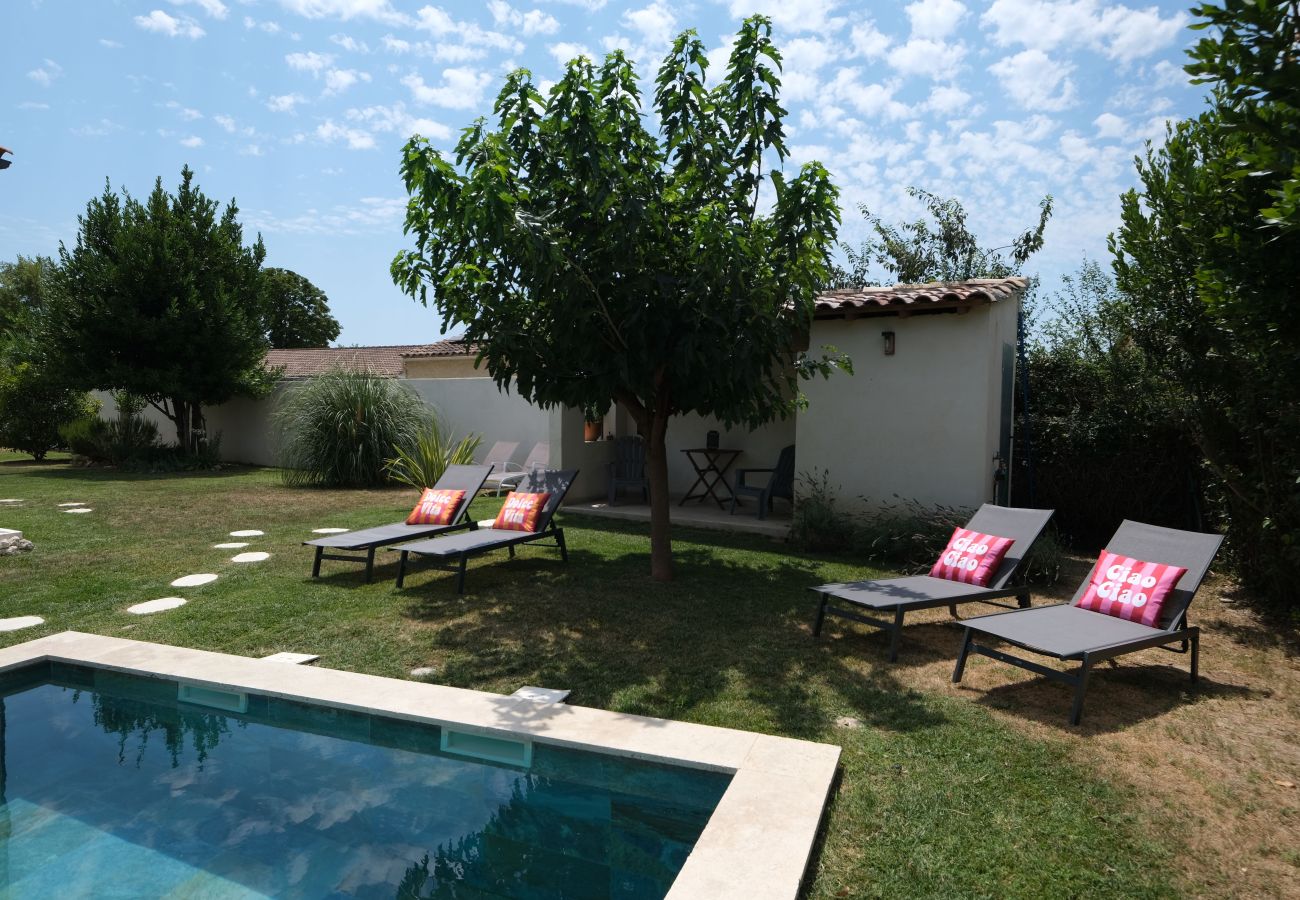 Maison à Plan-d´Orgon - location maison piscine Plan d'Orgon Alpilles 6 pers