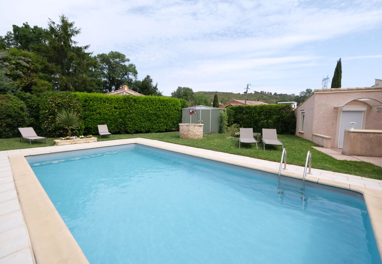 Maison à Eyguières - Maison piscine privée 6 pers Eyguières Alpilles