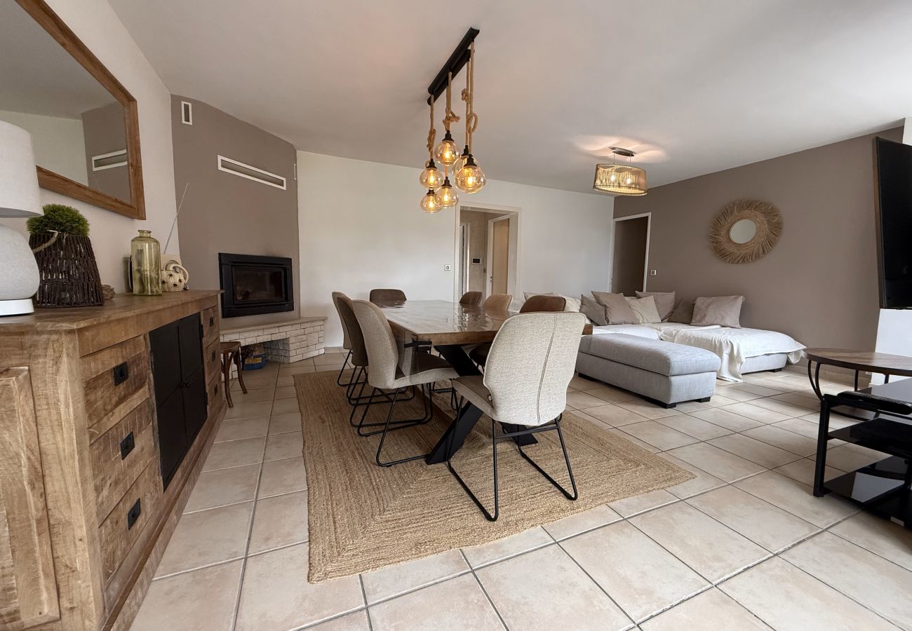 Maison à Eyguières - Maison piscine privée 6 pers Eyguières Alpilles