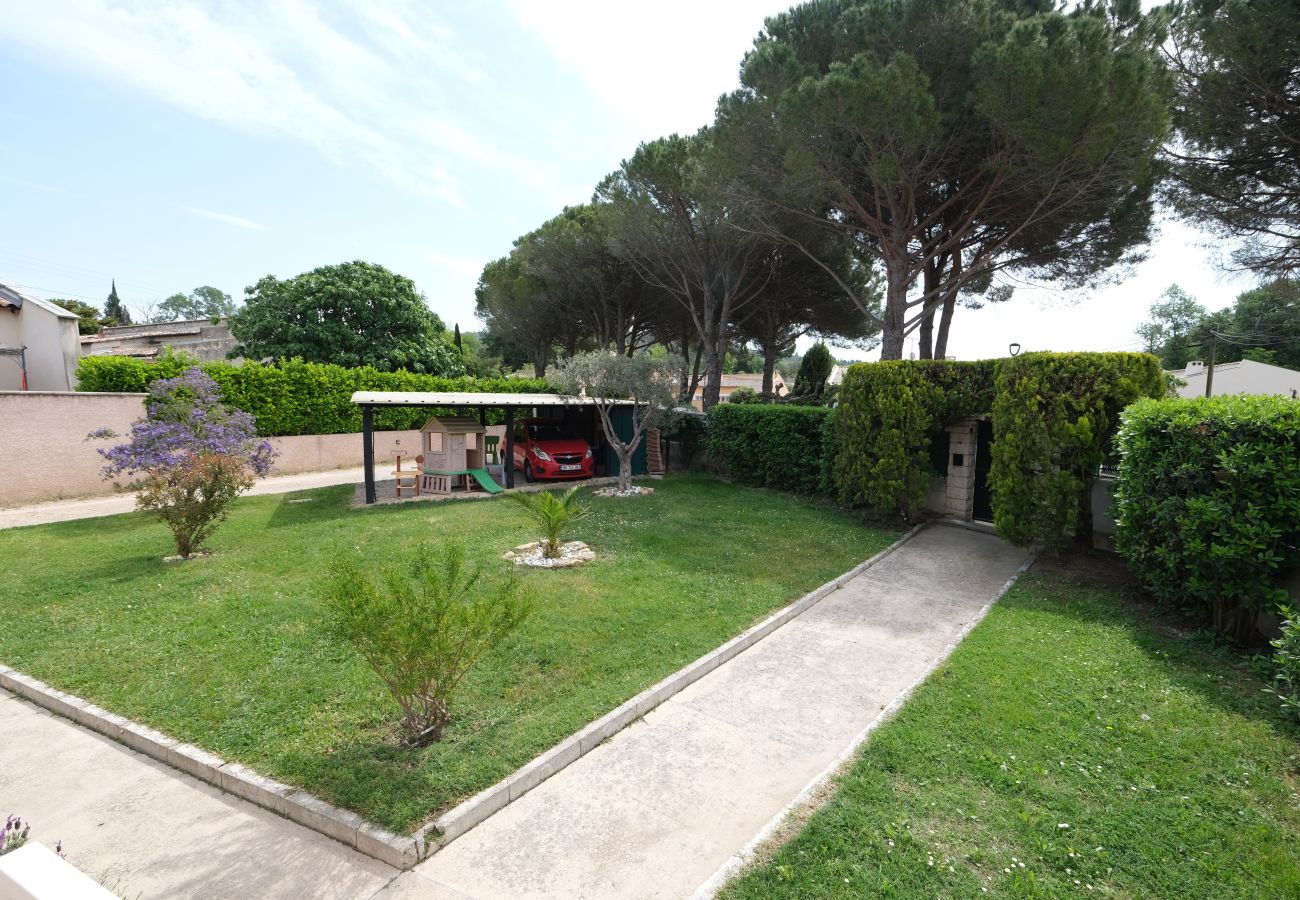 Maison à Eyguières - Maison piscine privée 6 pers Eyguières Alpilles