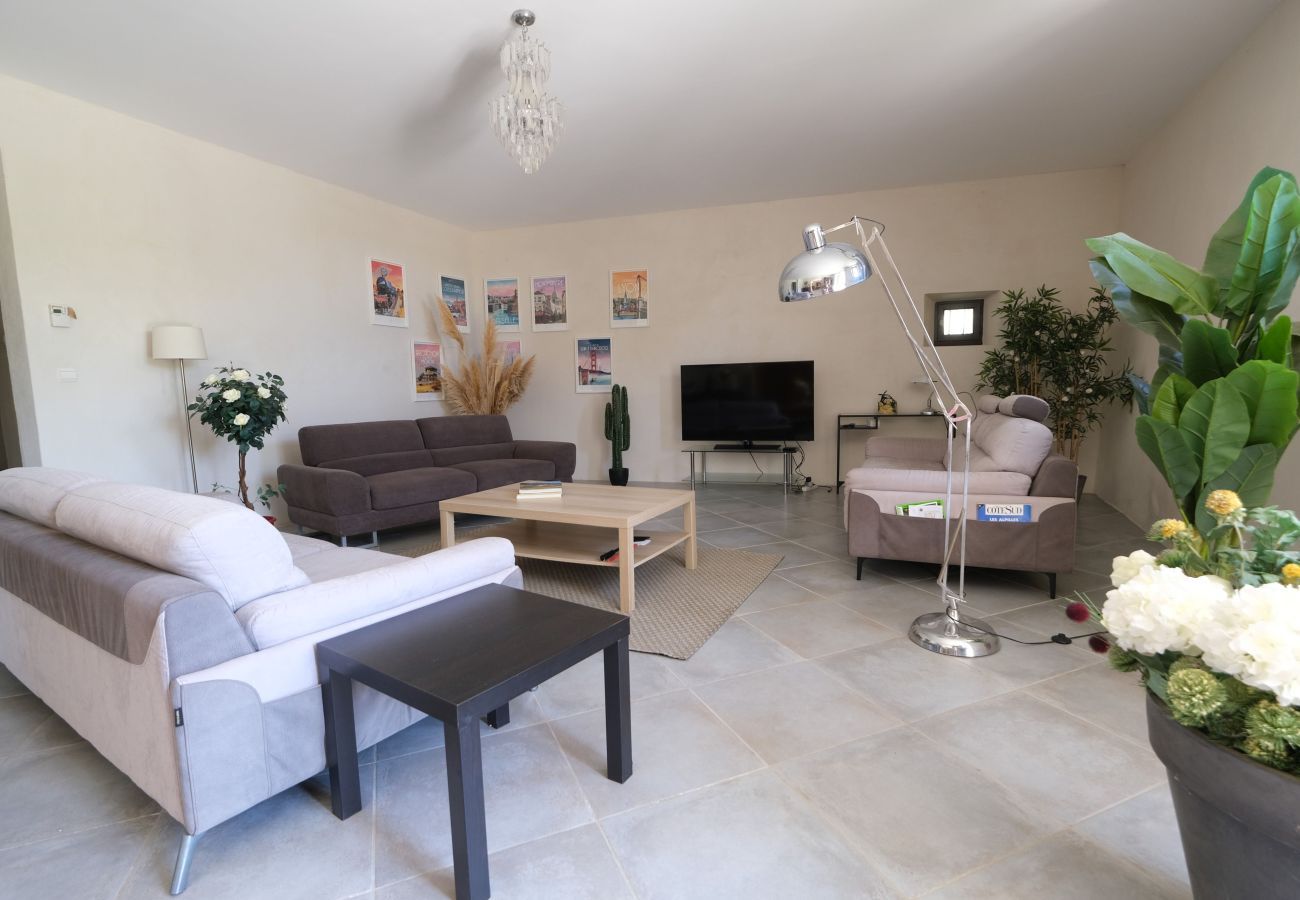 Villa à Maussane-les-Alpilles - Mas avec piscine, vue Maussane les Alpilles, 10 pers